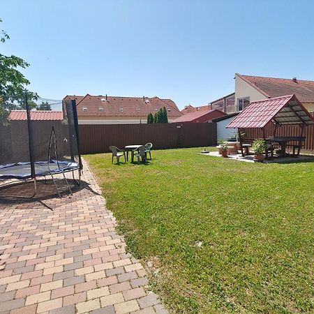 Aquacentrum 2 Hajduszoboszlo Exterior photo